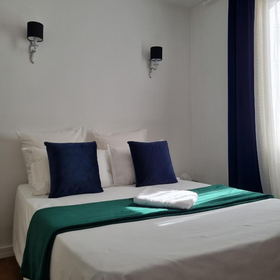 Double Bed Room Homestay Shared Accommodation Paris Extérieur photo