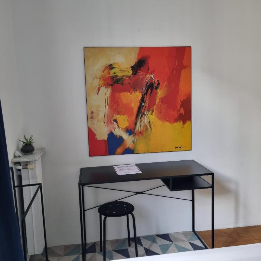 Double Bed Room Homestay Shared Accommodation Paris Extérieur photo